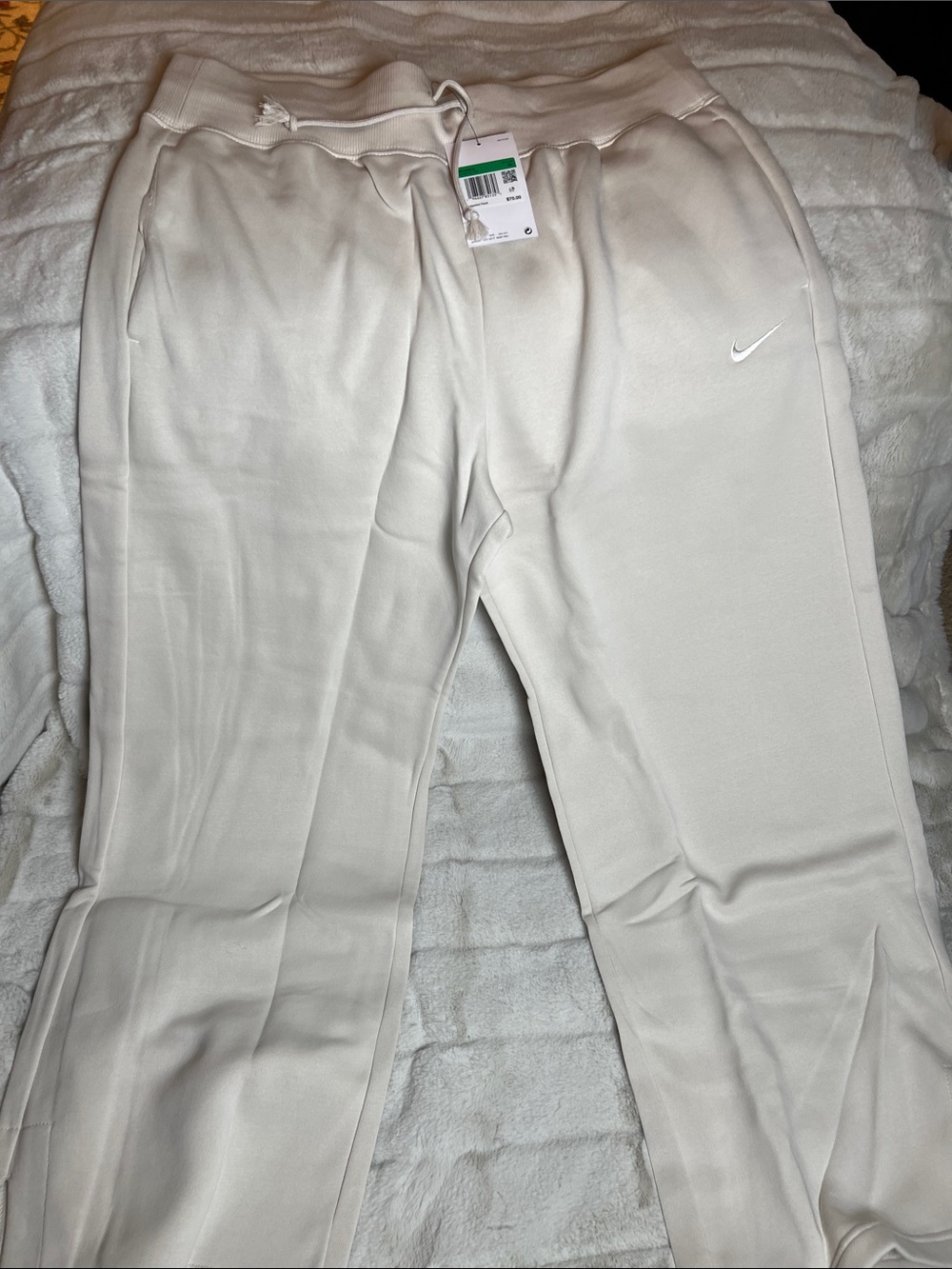 Nike women’s  Off-White/ Cream Training Joggers